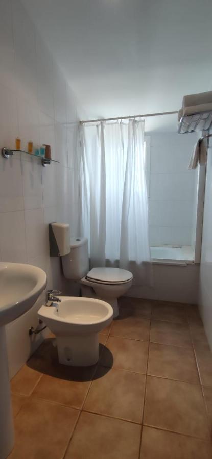 Hostal Restaurant Paca Риумар Экстерьер фото